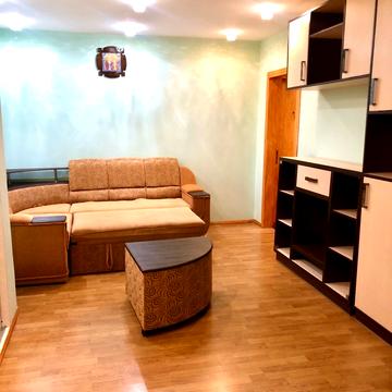 Коломийська вул., 6