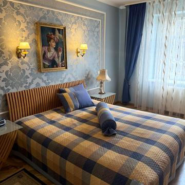 Повстанська вул., 9