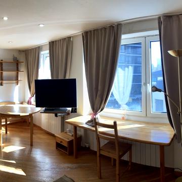 Лесі Українки бульв., 7