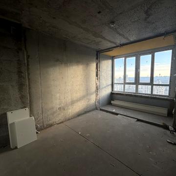 Каховська вул., 56