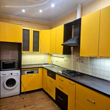 Алішера Навої вул., 19