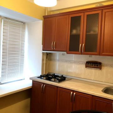 Преображенська вул. (Івана Клименка), 16