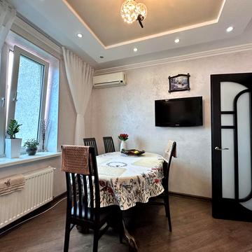 Паркова вул., 79