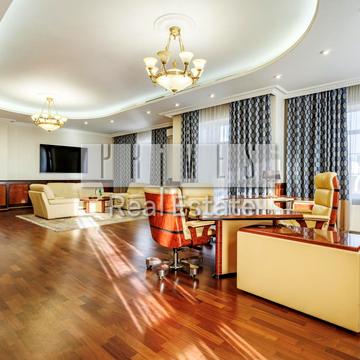 Лубенська вул., 4А