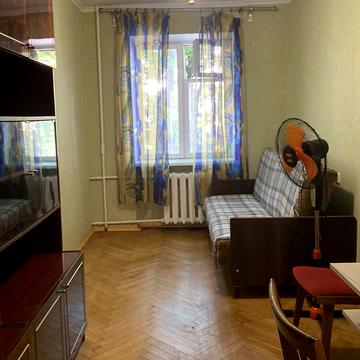 Михайла Бойчука вул. (Кіквідзе), 18