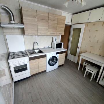 Андрія Малишка вул., 11