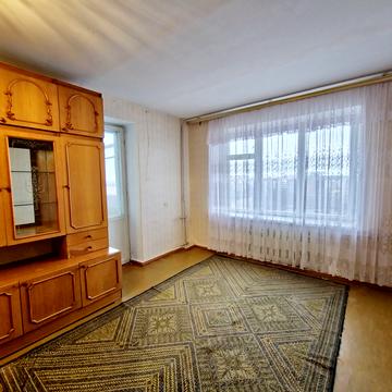 Інститутська вул., 8