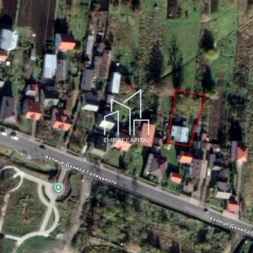 Данила Галицького вул., 112