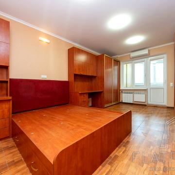 Академіка Палладіна просп., 13