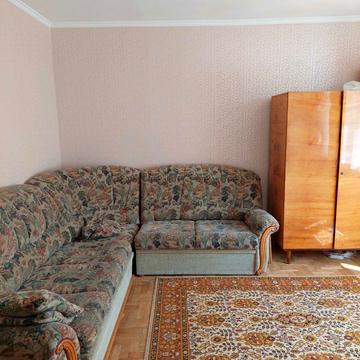 Бориславська вул., 38