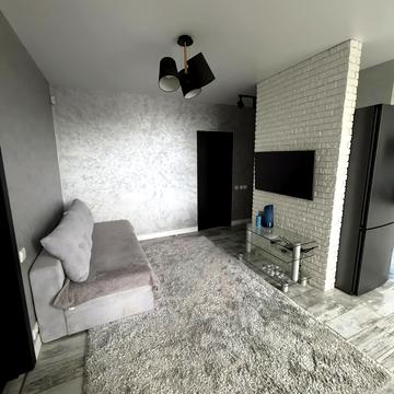 Воскресенська вул., 18-Б