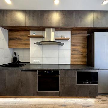 Затишна вул., 4