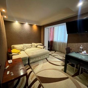 Світла вул. (Будьонного), 16