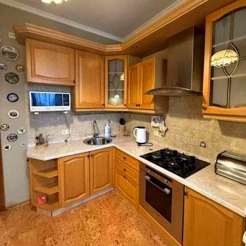 Казарменна вул. (Григорія Андрющенка), 4-Д