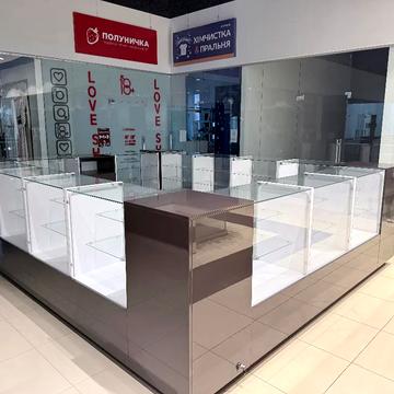 Героїв просп., 3