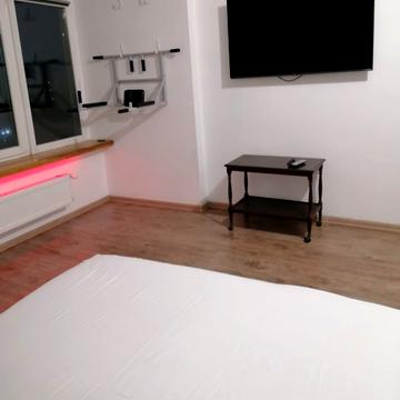 Валерія Самофалова вул. (Каманіна), 16а/3