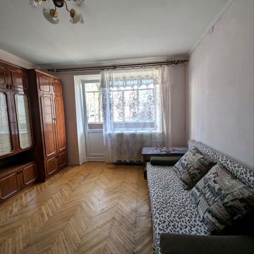 Гетьмана Івана Мазепи вул. (Топольна), 15