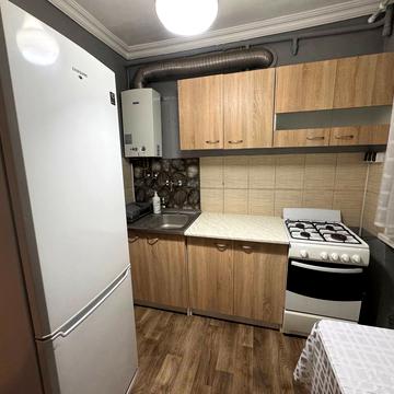 Берестейський просп. (Перемоги), 15