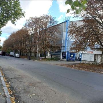 Портівська вул., 1