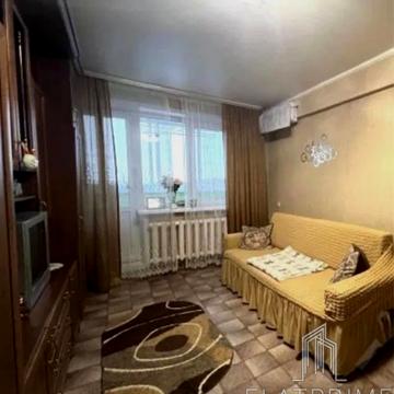 Івана Франка вул., 8/10