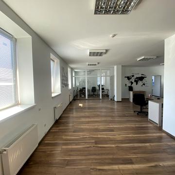 Мури вул. (Поліни Осипенко), 18