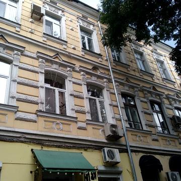 Новосельського вул., 98