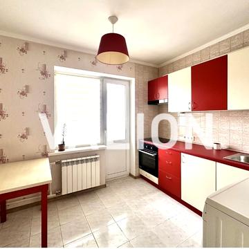 Академіка Глушкова просп., 14