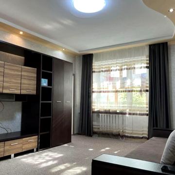 Олександра Поля просп. (Кірова), 110