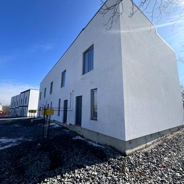 Сонячна вул.