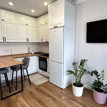 Гетьмана Мазепи вул., 164, к3