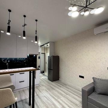 Богдана Хмельницького вул., 25-Б