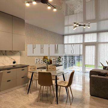 Лісова вул., 2