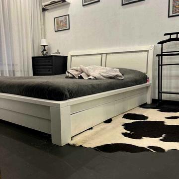 Деміївська вул., 35