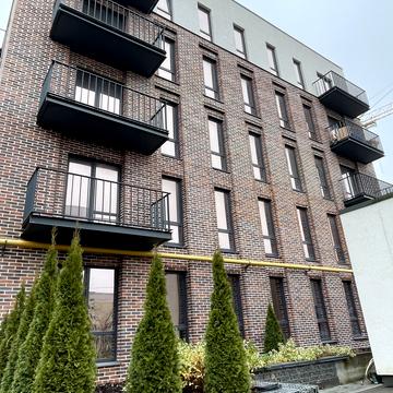 Лісова вул., (Будинок)