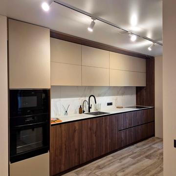 Героїв Харкова просп. (Московський), 300