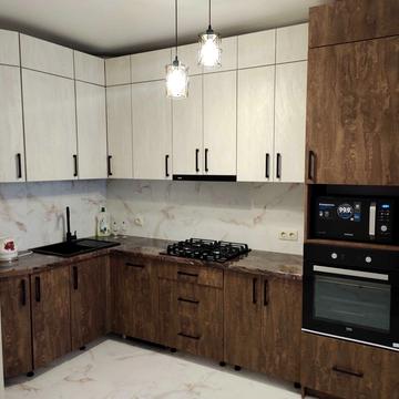 Пасічна вул., 84а