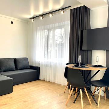 Братиславська вул., 18-Б