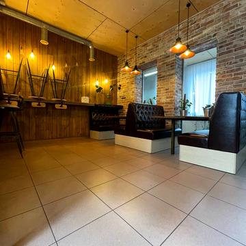 Троїцька пл., 3