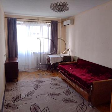 Остапа Вишні вул., 9