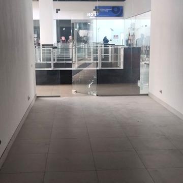 Героїв просп., 3