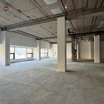 Хрещатик вул., 16