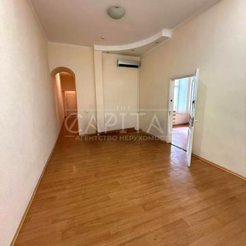 Шота Руставелі вул., 17