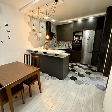 Софії Русової вул., 5