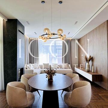 Квітнева вул.