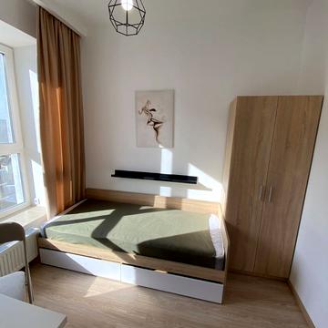 Хіміків вул., 43