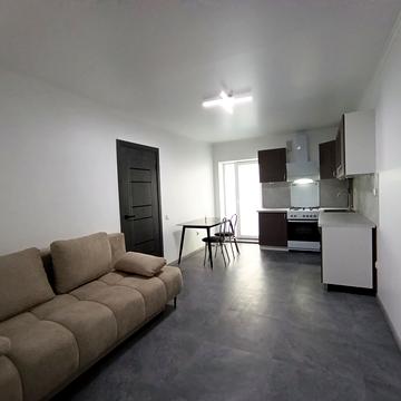 Поліська вул., (Будинок 1)