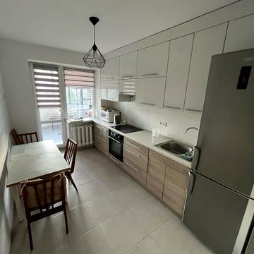 Червоної Калини просп., 76