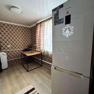 вулиця Сироти, 24