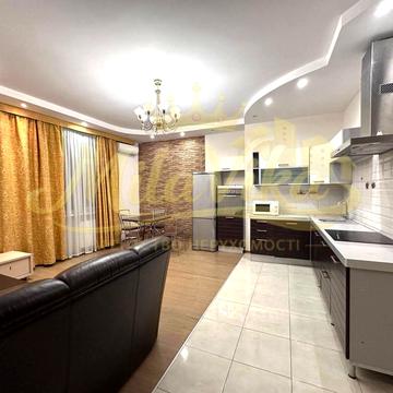 Старонаводницька вул., 6-Б