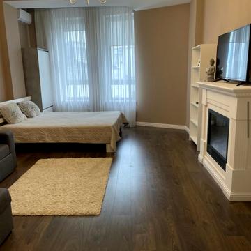 Миколи Міхновського бульв. (Дружби народів), 14-16